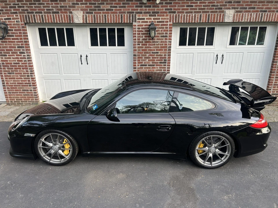 2011 Porsche 997 GT3 - Image 26 of 31