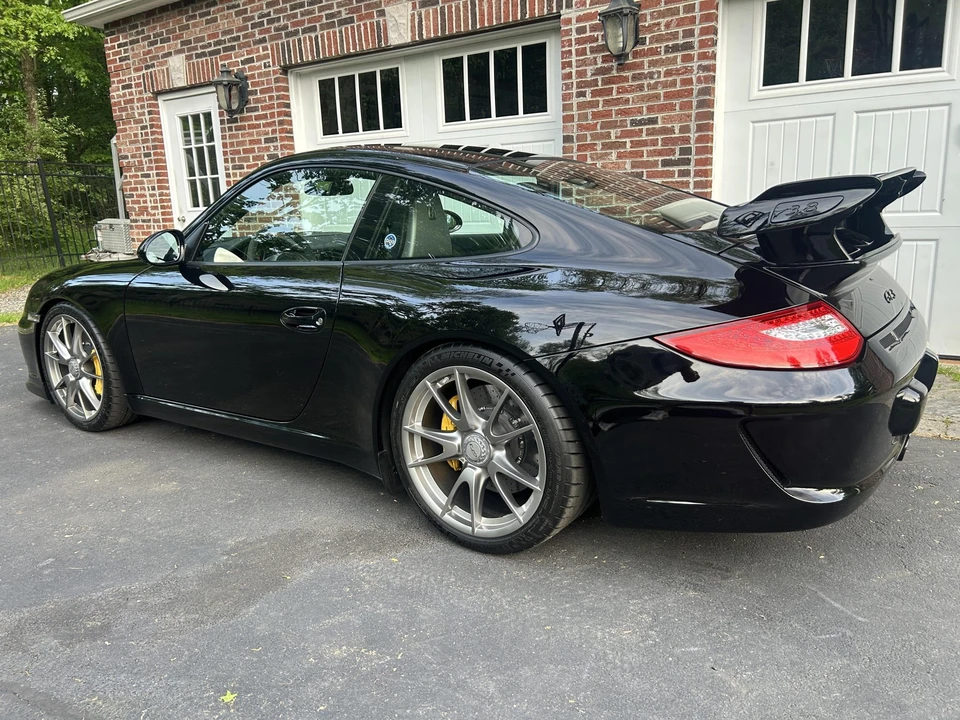 2011 Porsche 997 GT3 - Image 23 of 31