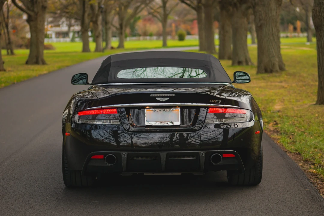 2012 Aston Martin DBS (2008-2012) - Image 16 of 31