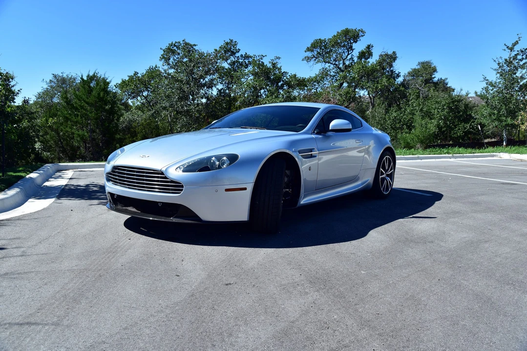 2012 Aston Martin V8 Vantage (2006-2017) - Image 13 of 31