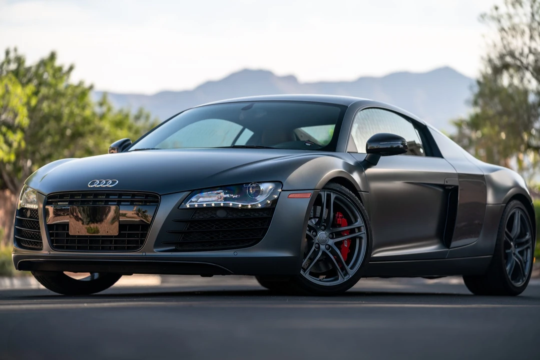 2012 Audi 42 R8 - Image 8 of 31