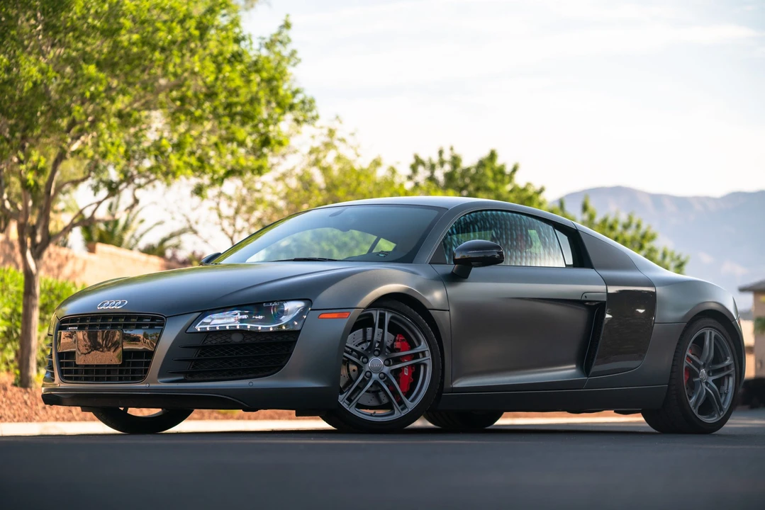 2012 Audi 42 R8 - Image 13 of 31