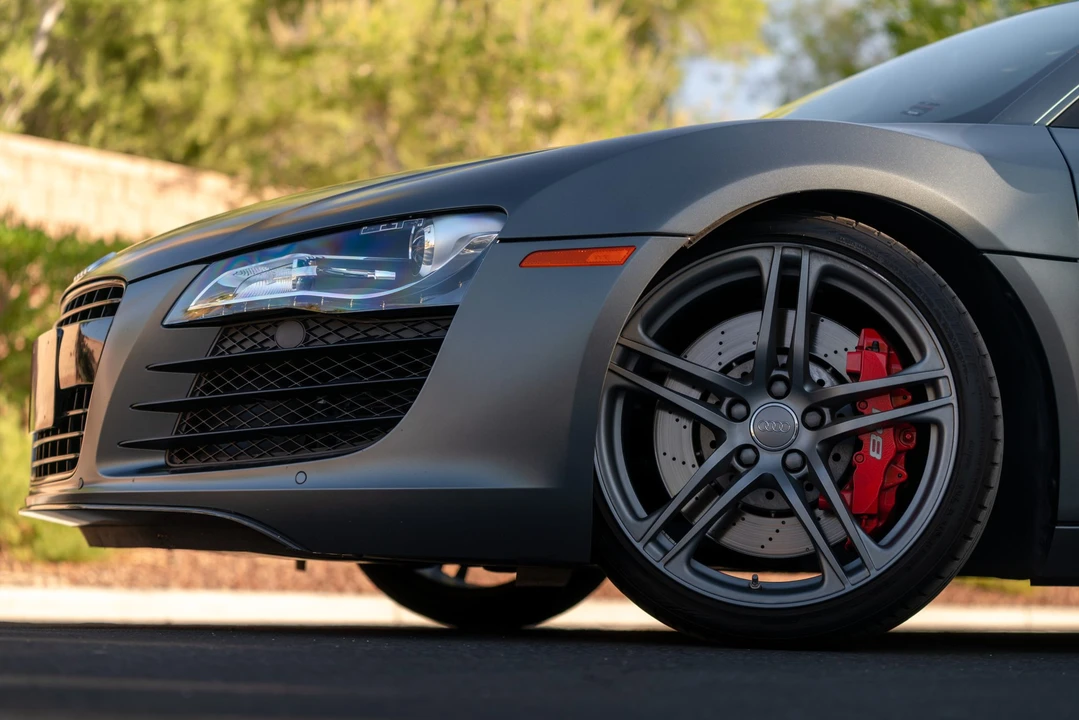 2012 Audi 42 R8 - Image 28 of 31