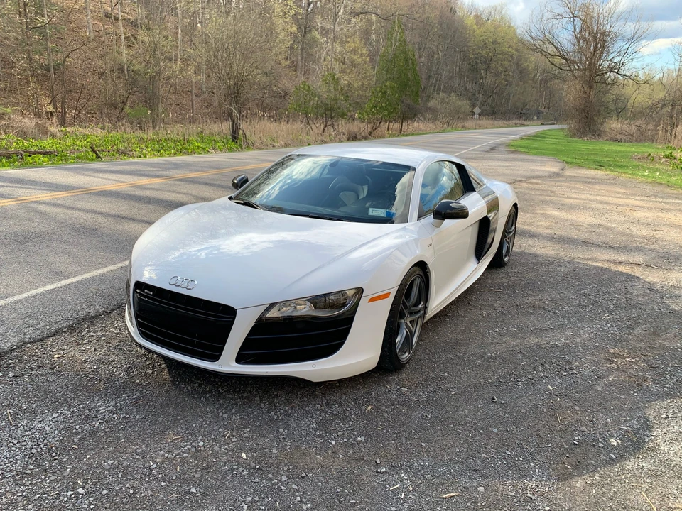 2012 Audi 42 R8 - Image 2 of 31
