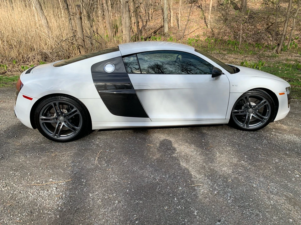 2012 Audi 42 R8 - Image 12 of 31