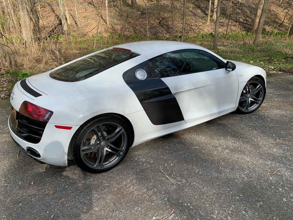 2012 Audi 42 R8 - Image 11 of 31