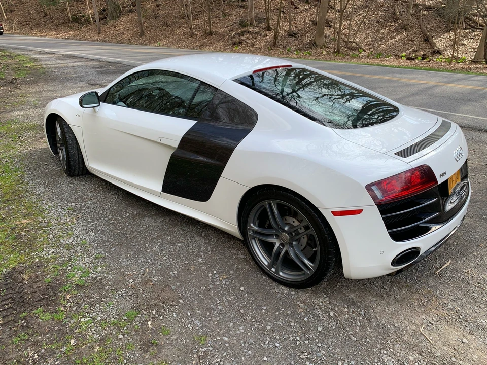 2012 Audi 42 R8 - Image 7 of 31