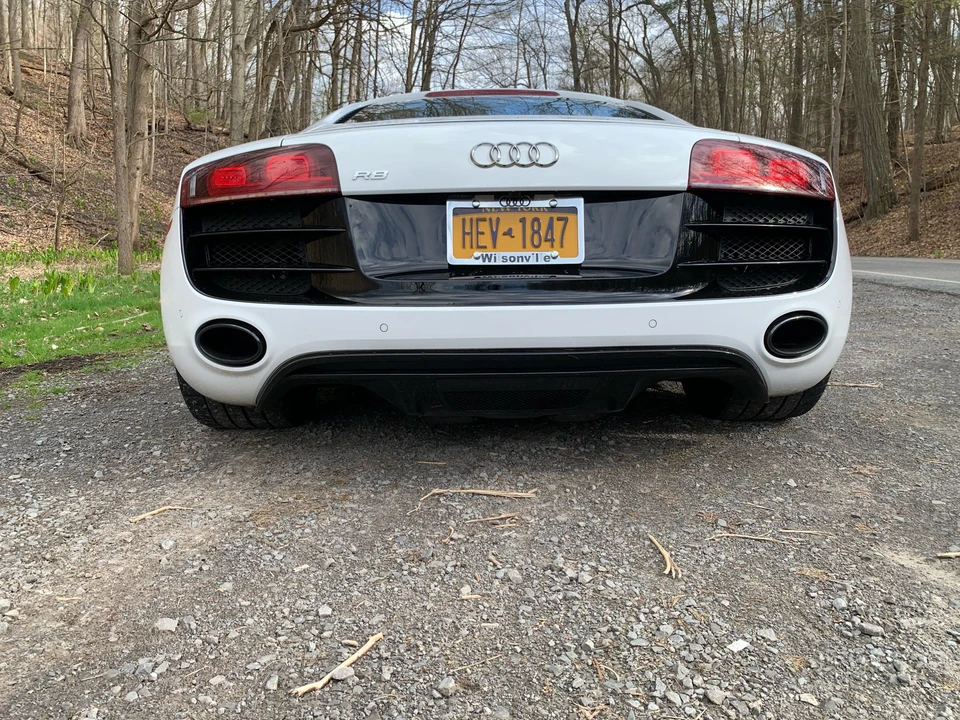 2012 Audi 42 R8 - Image 9 of 31