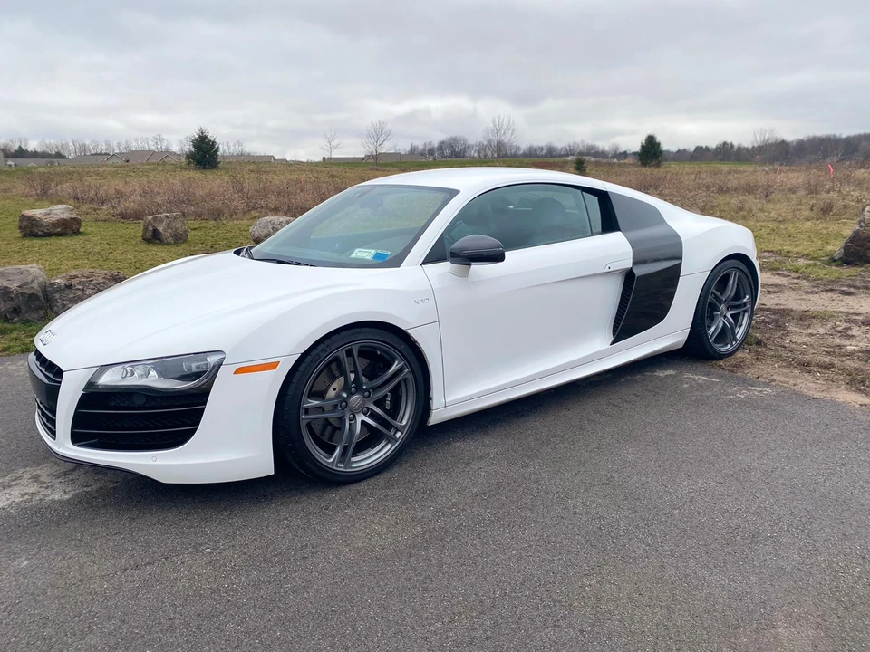 2012 Audi 42 R8 - Image 3 of 31