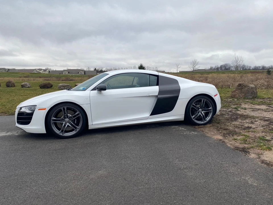 2012 Audi 42 R8 - Image 4 of 31