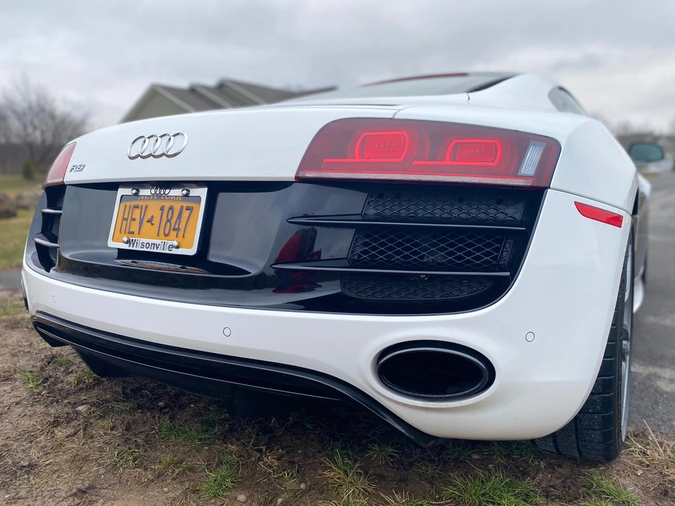2012 Audi 42 R8 - Image 27 of 31