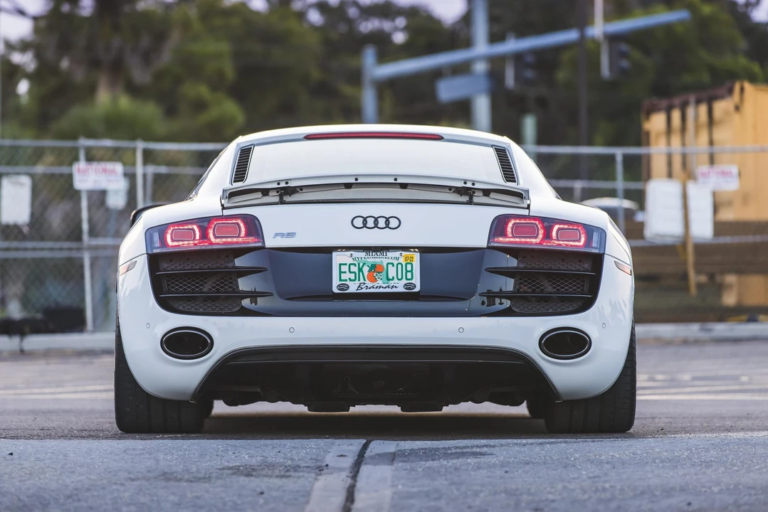 2012 Audi 42 R8 - Image 7 of 31