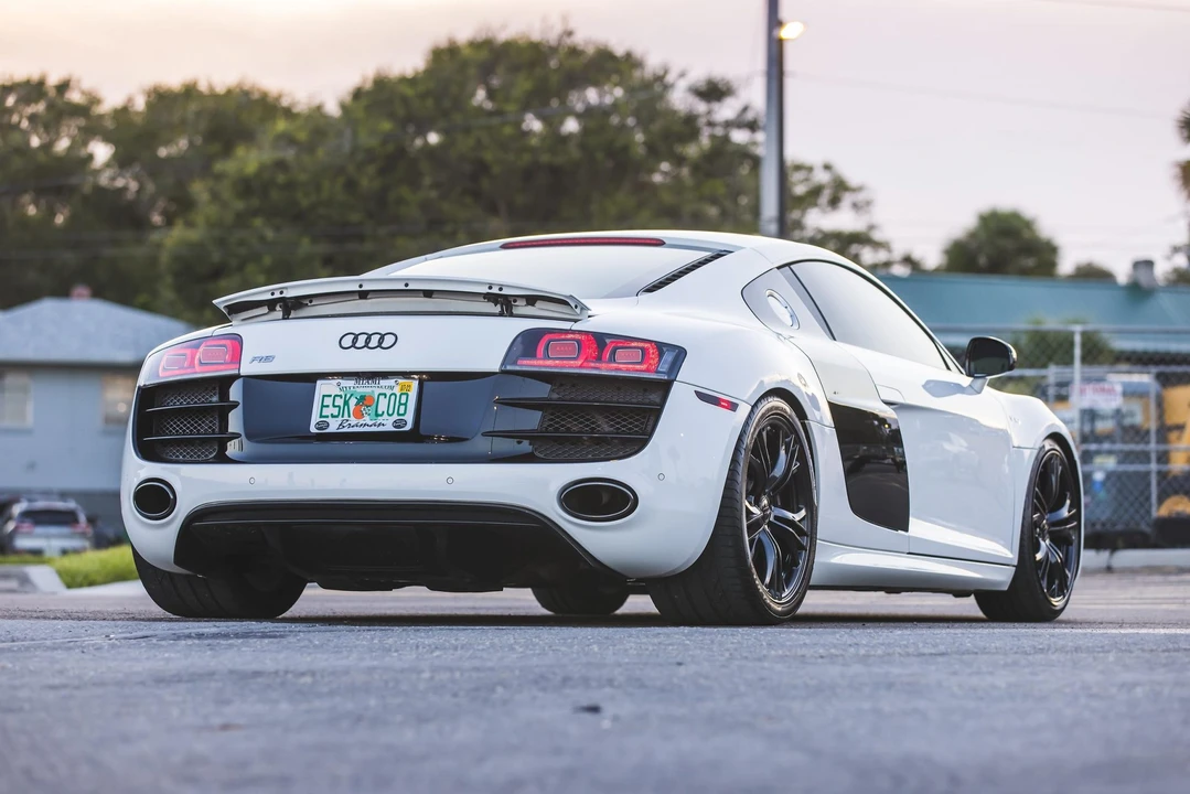 2012 Audi 42 R8 - Image 8 of 31