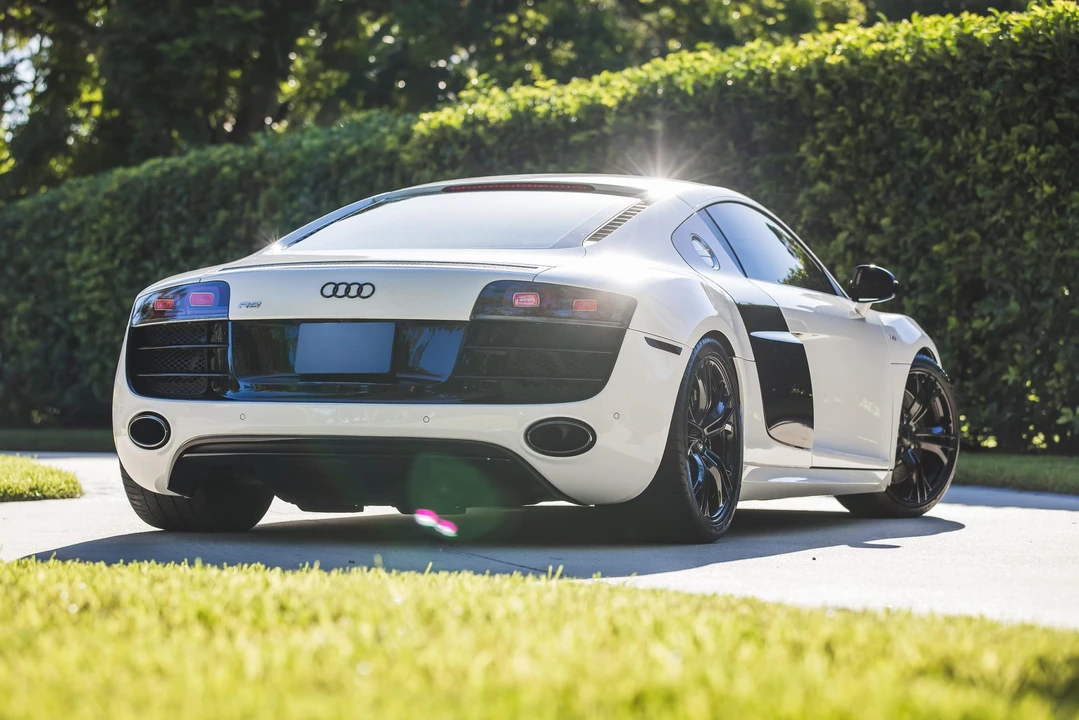 2012 Audi 42 R8 - Image 18 of 31