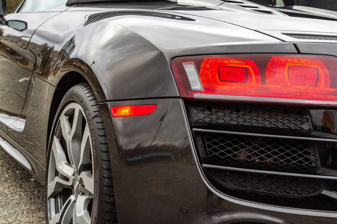 2012 Audi 42 R8 - Image 25 of 31