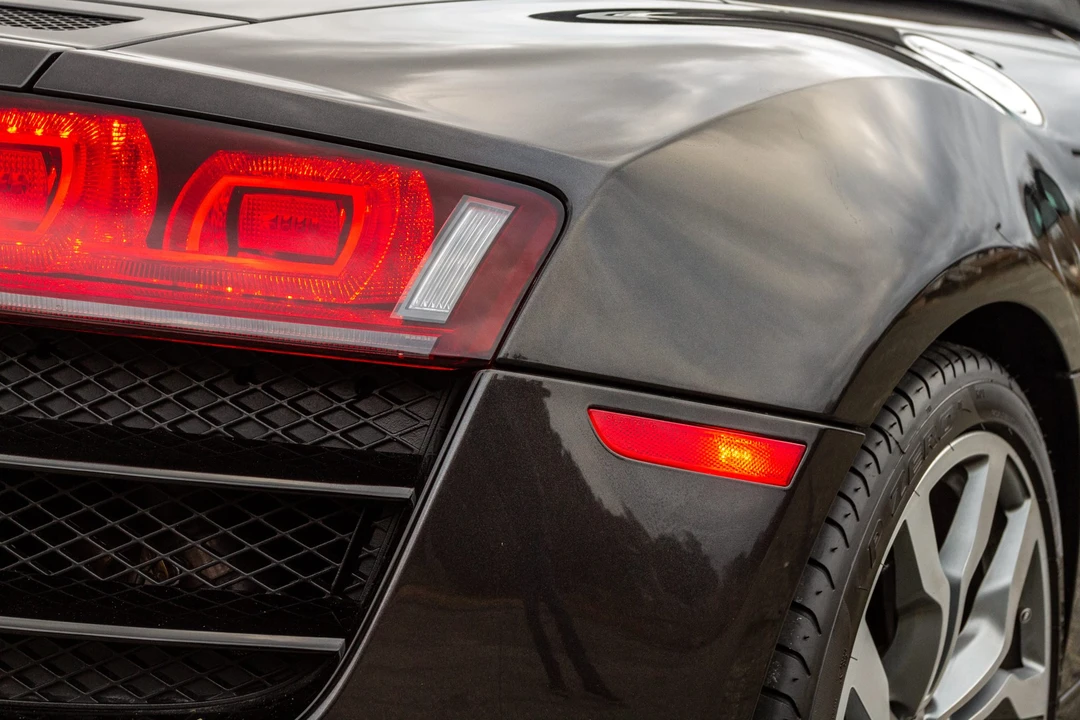 2012 Audi 42 R8 - Image 24 of 31