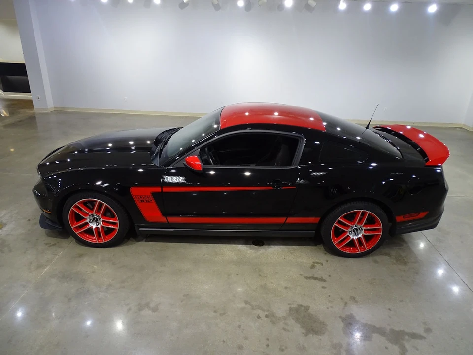 2012 Ford S197 Mustang Boss 302 - Image 8 of 31