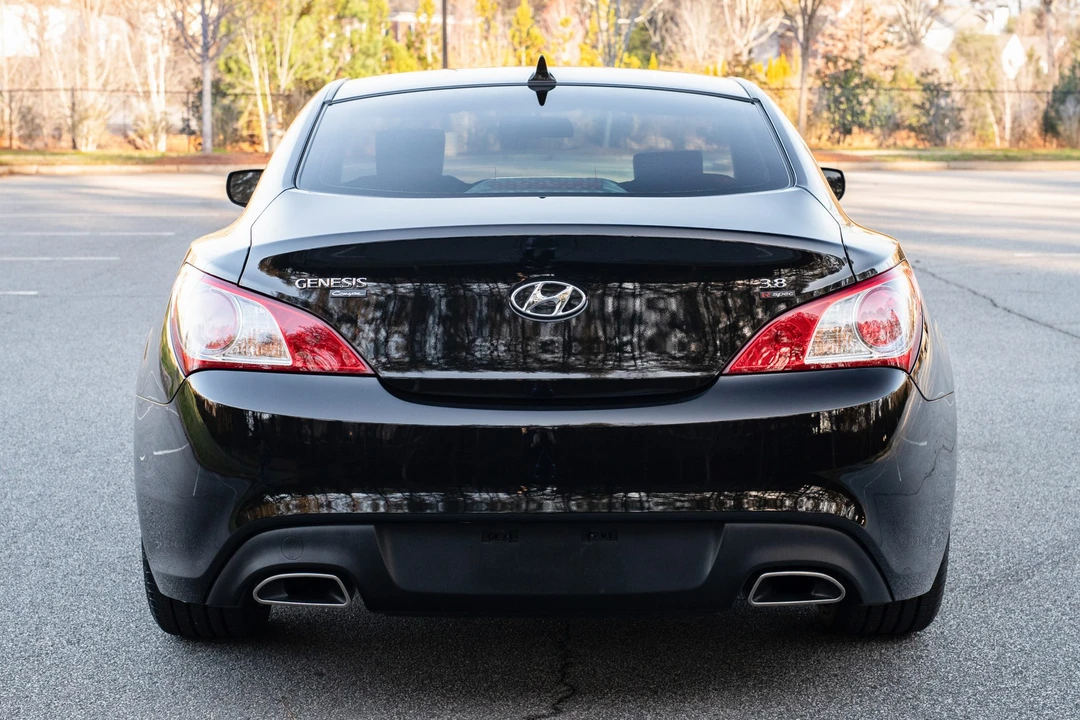 2012 Hyundai Genesis Coupe - Image 5 of 31