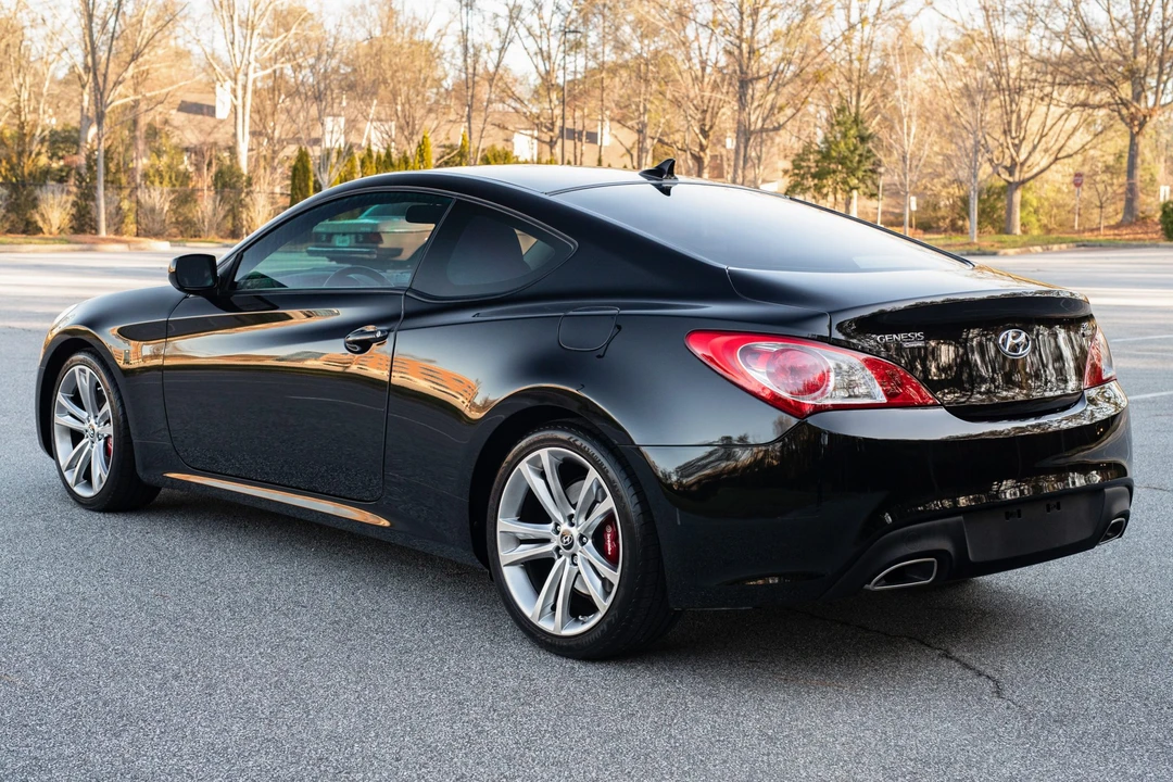 2012 Hyundai Genesis Coupe - Image 4 of 31