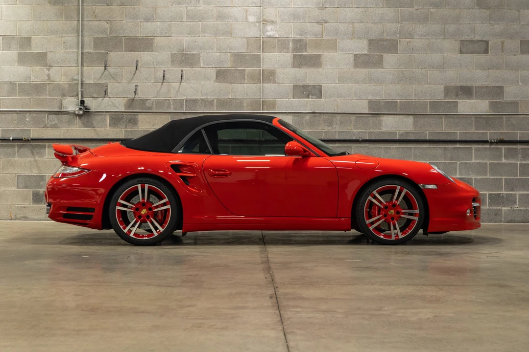 2012 Porsche 997 Turbo - Image 17 of 31