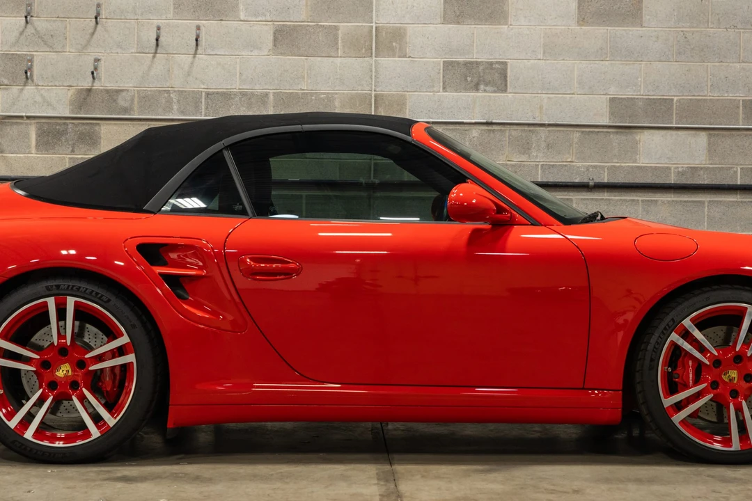 2012 Porsche 997 Turbo - Image 26 of 31