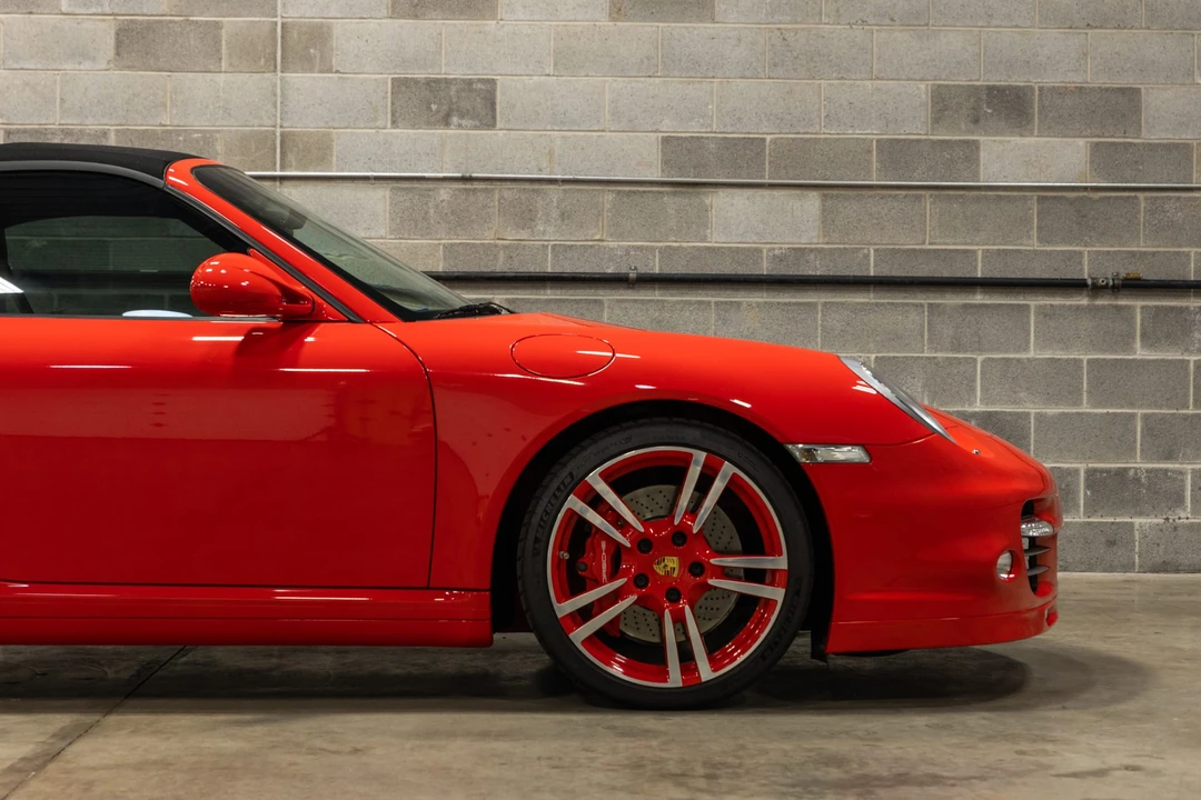 2012 Porsche 997 Turbo - Image 27 of 31