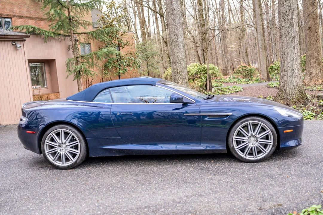 2013 Aston Martin DB9 - Image 19 of 31
