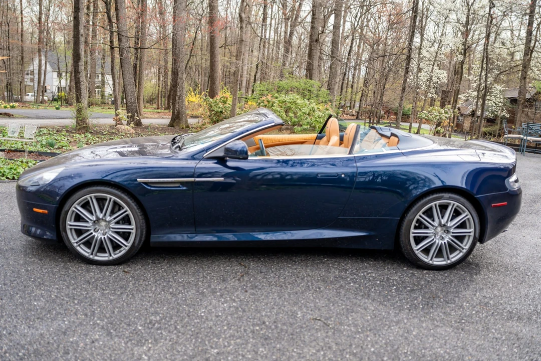 2013 Aston Martin DB9 - Image 3 of 31