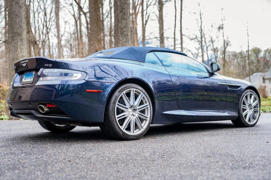 2013 Aston Martin DB9 - Image 18 of 31