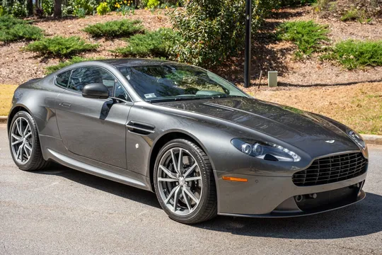 2013 Aston Martin V8 Vantage Coupe