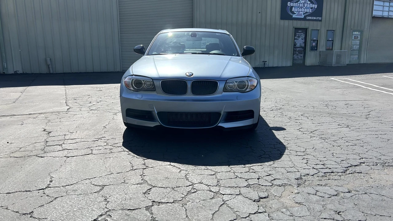 2013 BMW E82 135i & 135is - Image 9 of 31