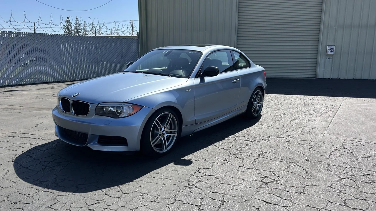 2013 BMW E82 135i & 135is - Image 2 of 31