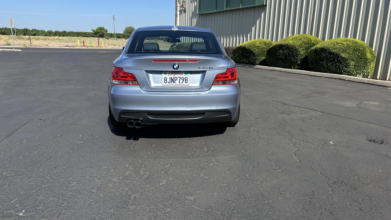2013 BMW E82 135i & 135is - Image 5 of 31