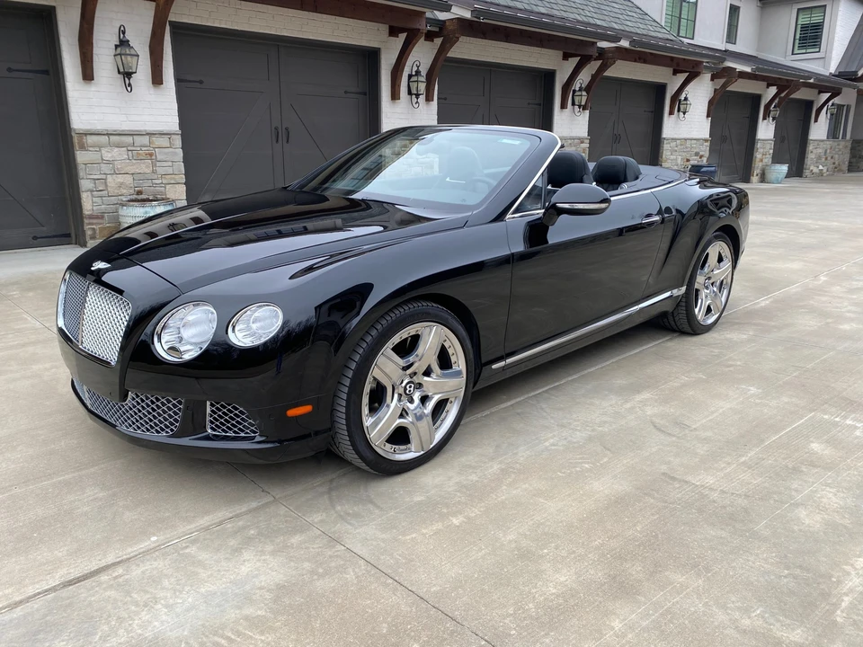 2013 Bentley Continental GTC - Image 2 of 31