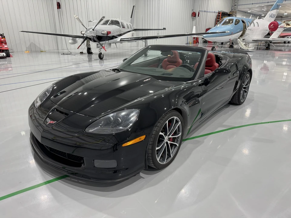 2013 Chevrolet Corvette C6 - Image 2 of 31
