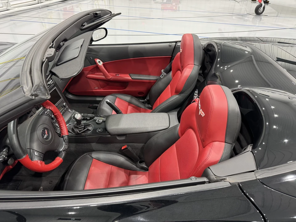 2013 Chevrolet Corvette C6 - Image 28 of 31
