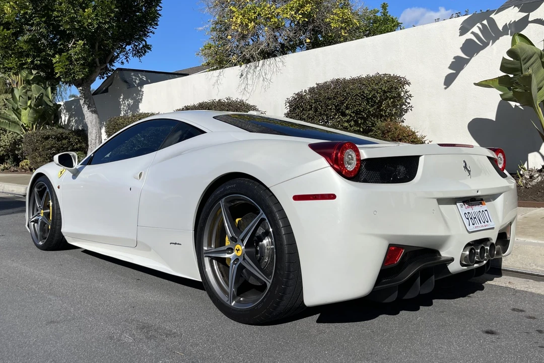 2013 Ferrari 458 Italia - Image 4 of 31