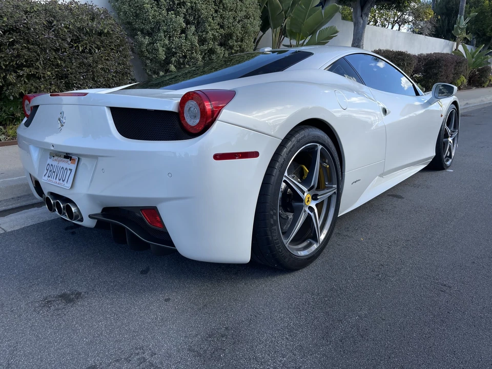 2013 Ferrari 458 Italia - Image 8 of 31