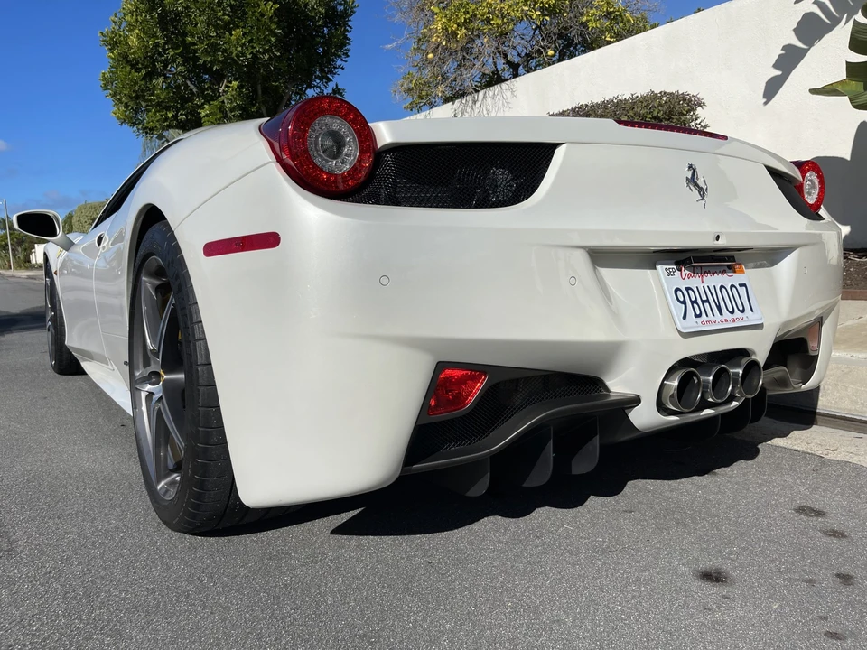 2013 Ferrari 458 Italia - Image 5 of 31