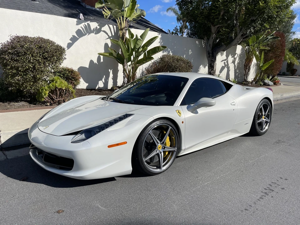 2013 Ferrari 458 Italia - Image 2 of 31