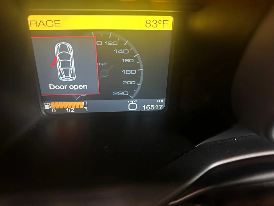 2013 Ferrari 458 Italia - Image 22 of 31