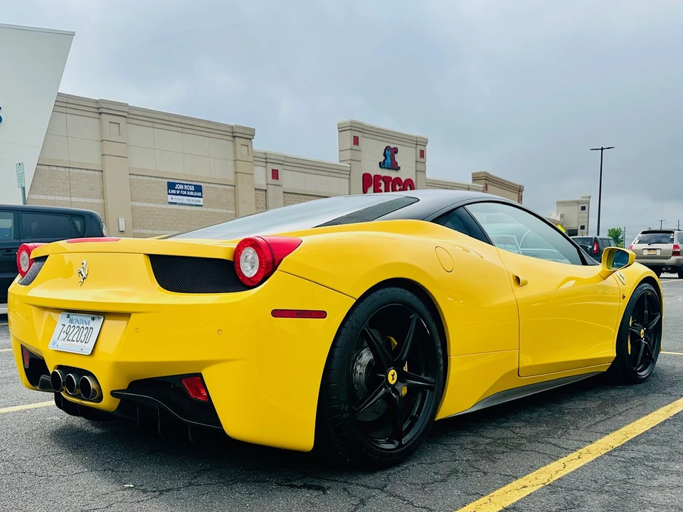 2013 Ferrari 458 Italia - Image 12 of 31