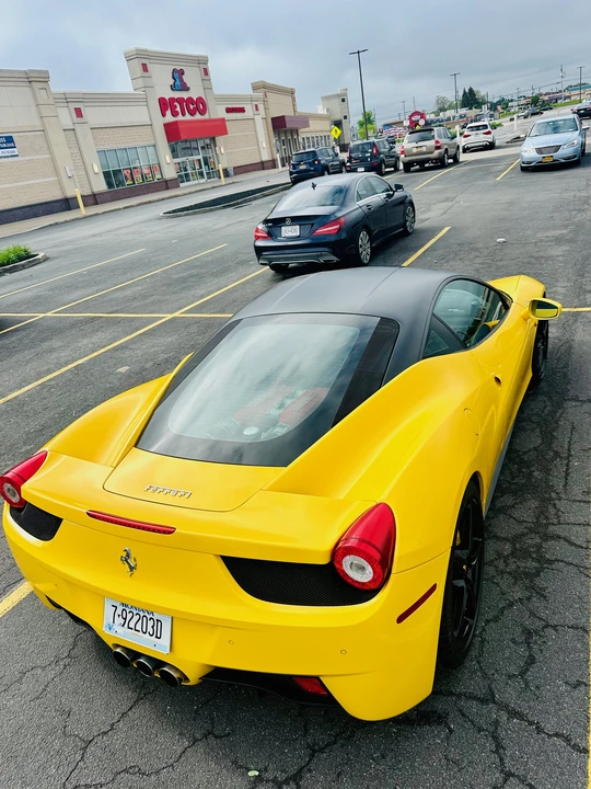 2013 Ferrari 458 Italia - Image 13 of 31