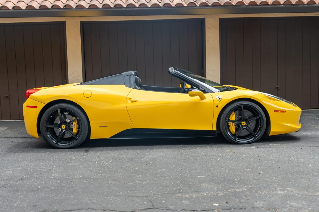 2013 Ferrari 458 Spider - Image 5 of 31