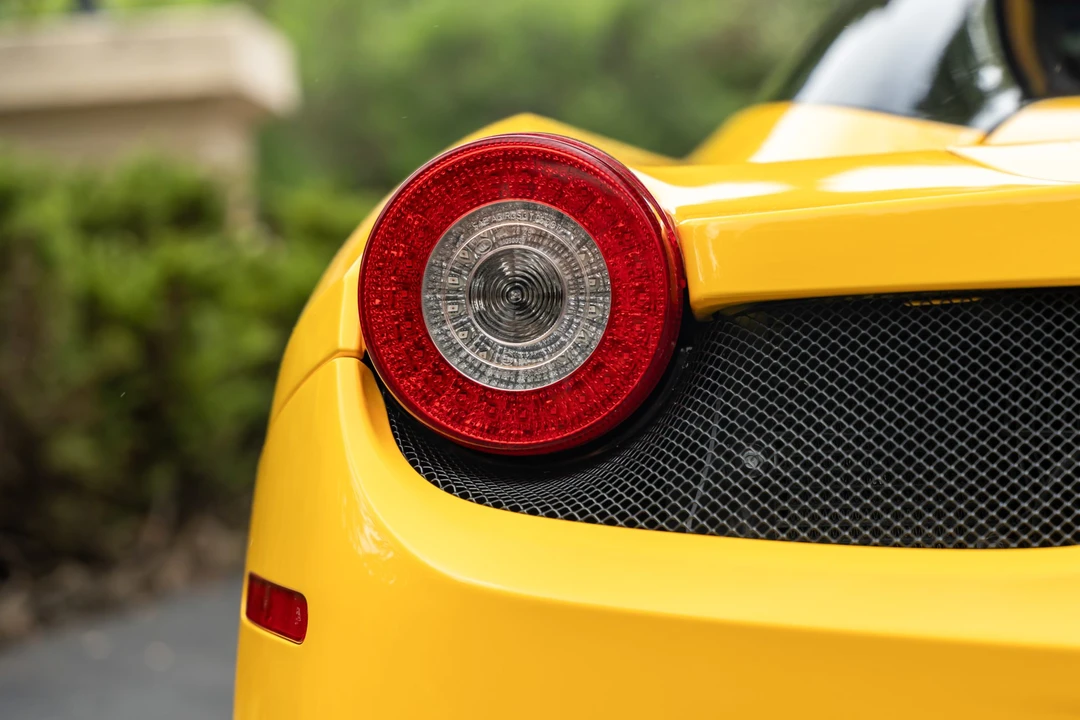 2013 Ferrari 458 Spider - Image 24 of 31
