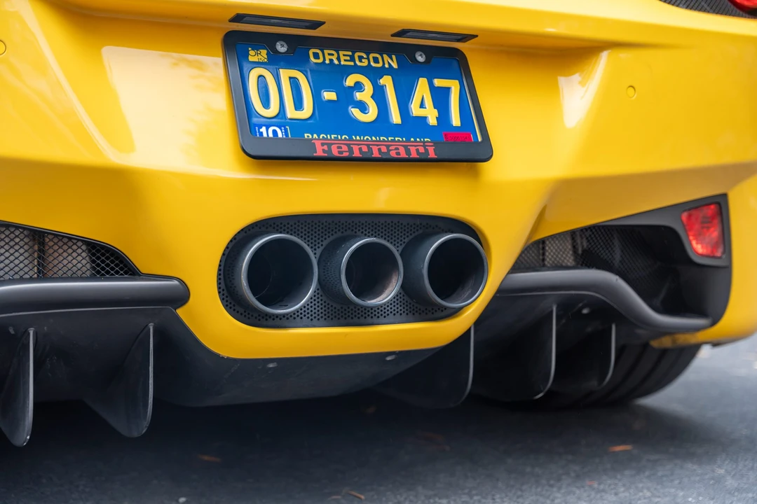 2013 Ferrari 458 Spider - Image 26 of 31