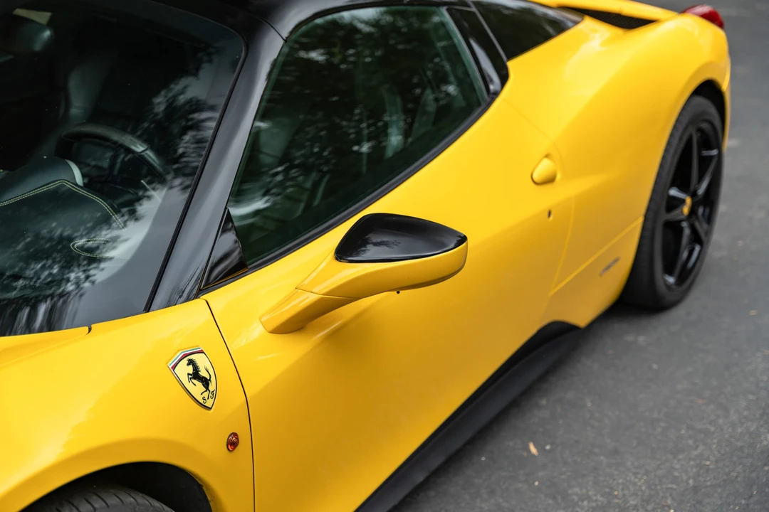 2013 Ferrari 458 Spider - Image 14 of 31