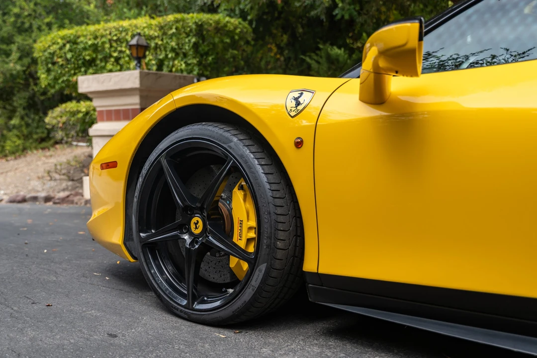 2013 Ferrari 458 Spider - Image 16 of 31