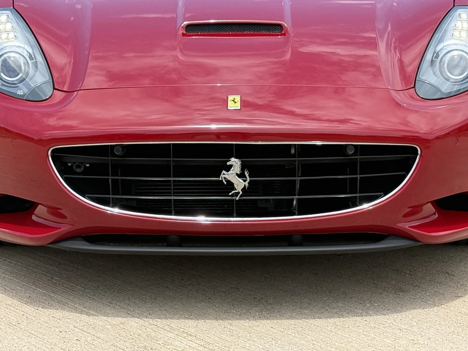 2013 Ferrari California - Image 27 of 31
