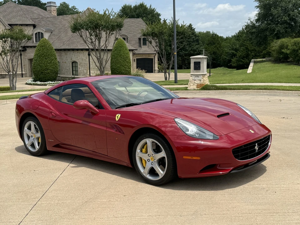 2013 Ferrari California - Image 19 of 31